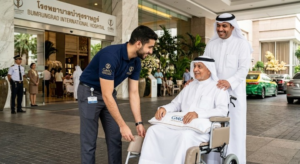 التنسيق اللوجستي والرعاية الفائقة لكبار السن في مستشفيات تايلاند عبر بوابة الخليج الطبية